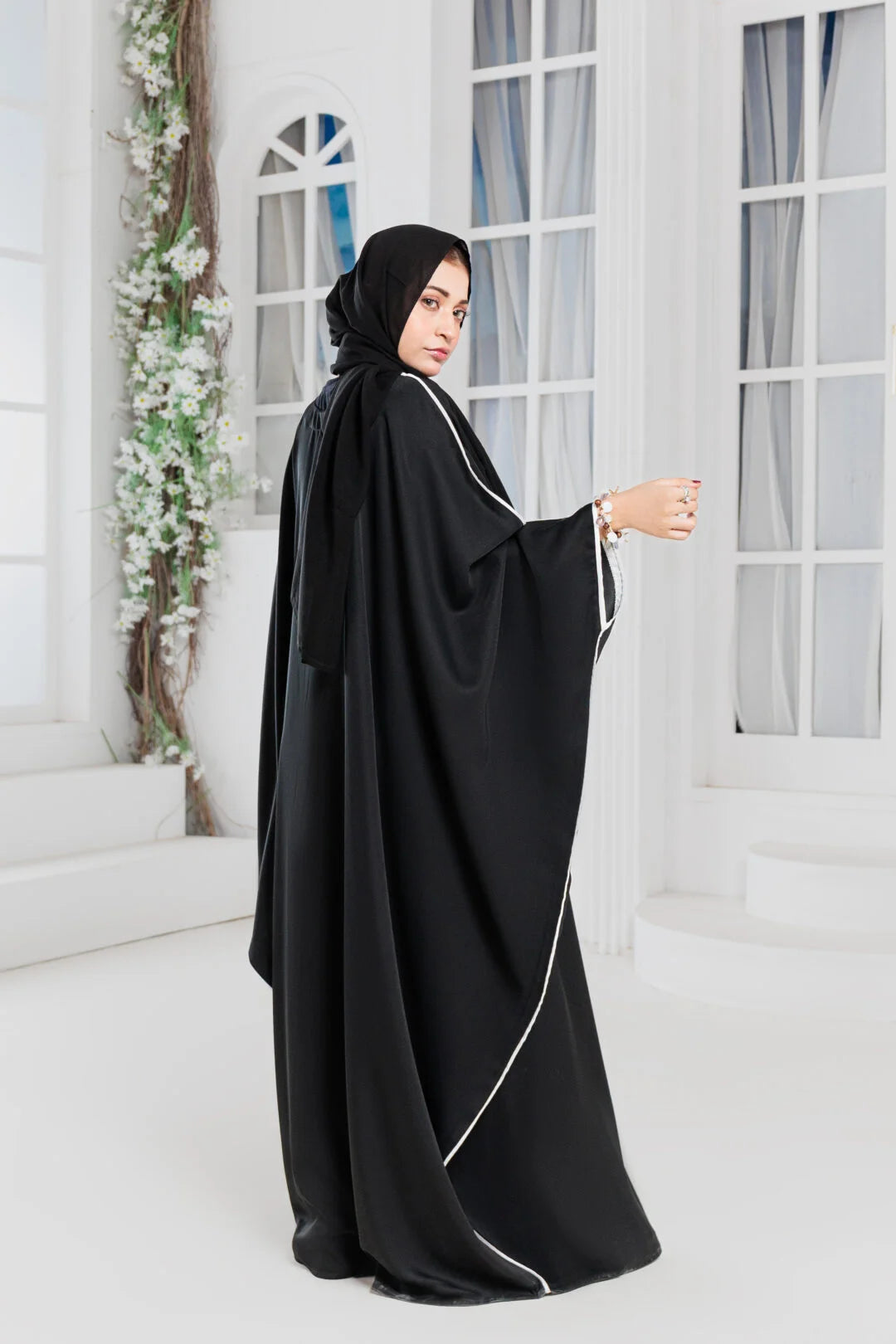 Hana Abaya