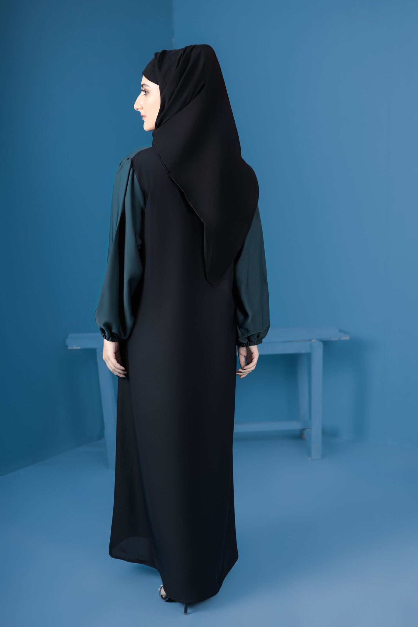 Saima Abaya