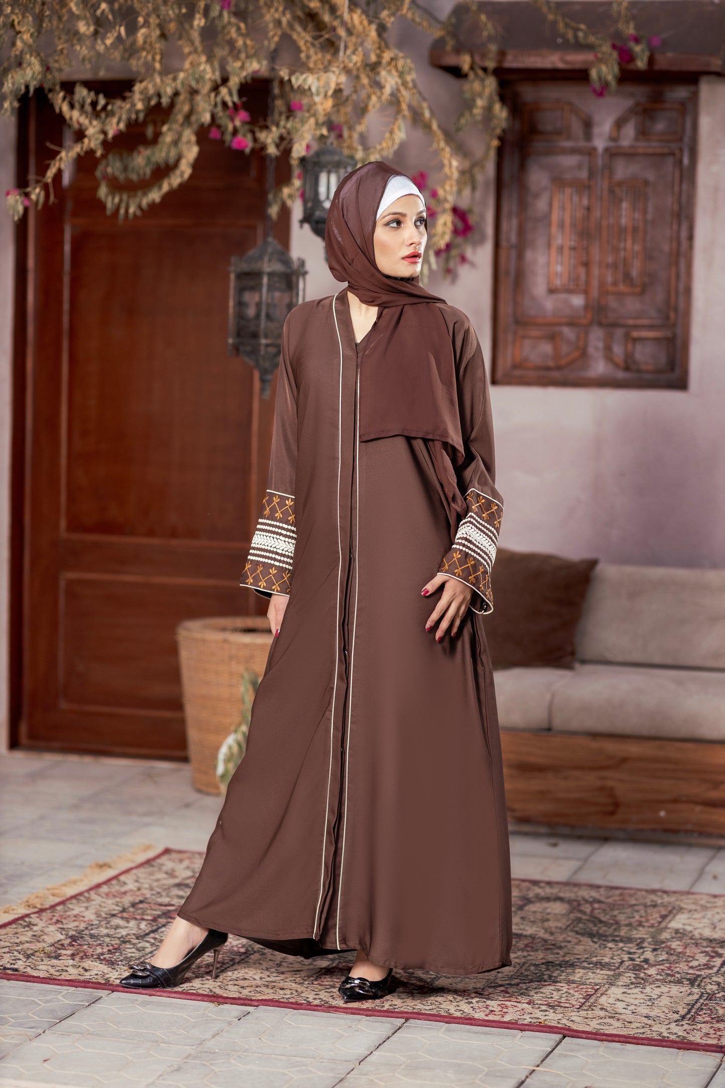 Amber Aura Abaya