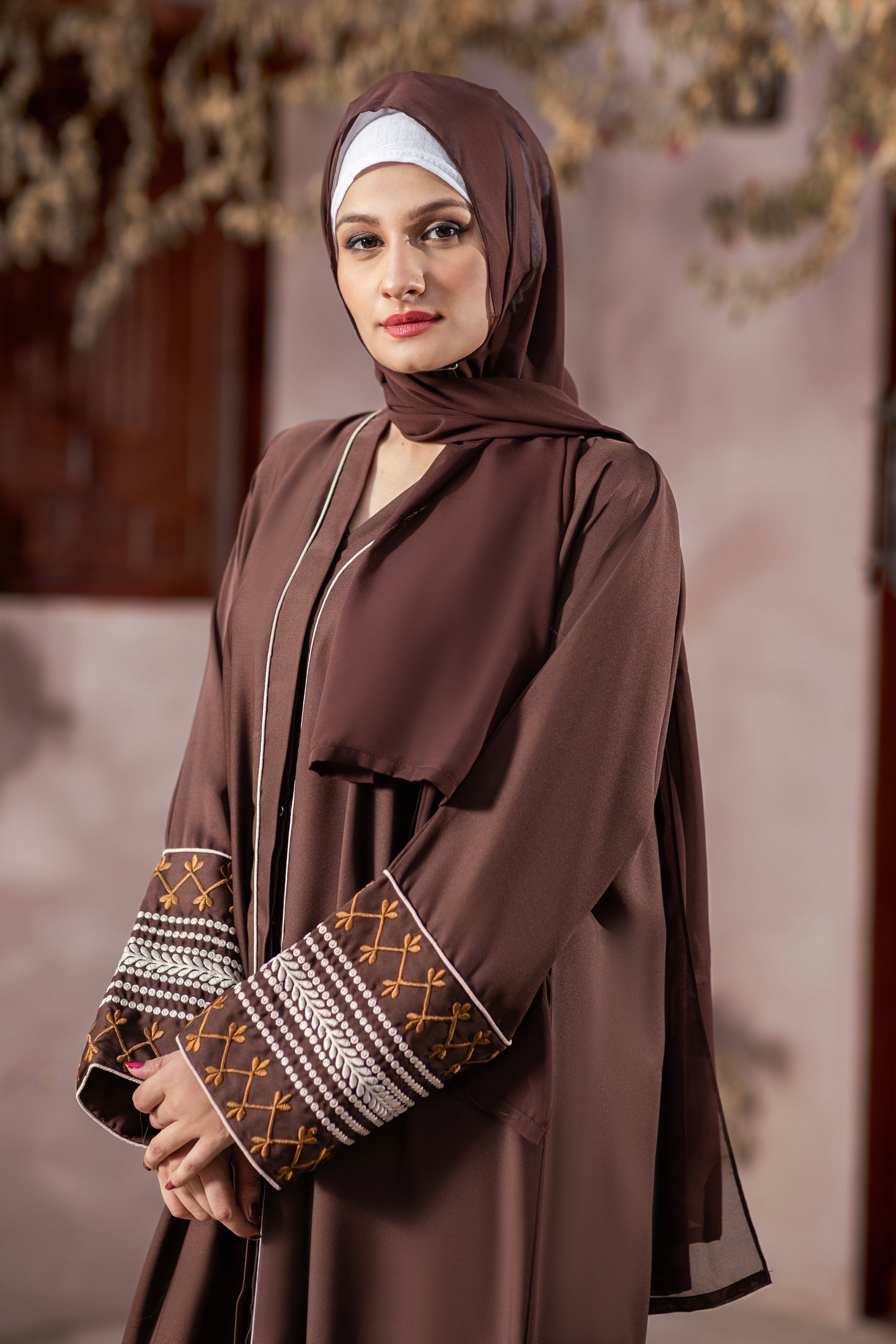 Amber Aura Abaya