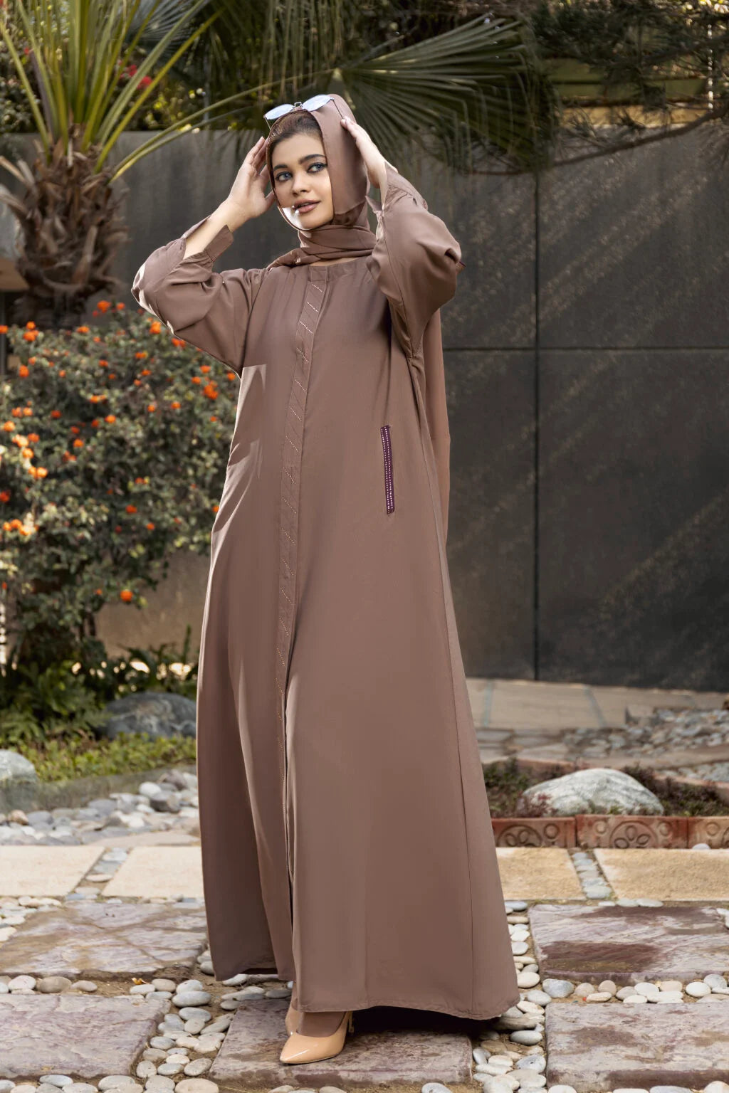 Luna Abaya