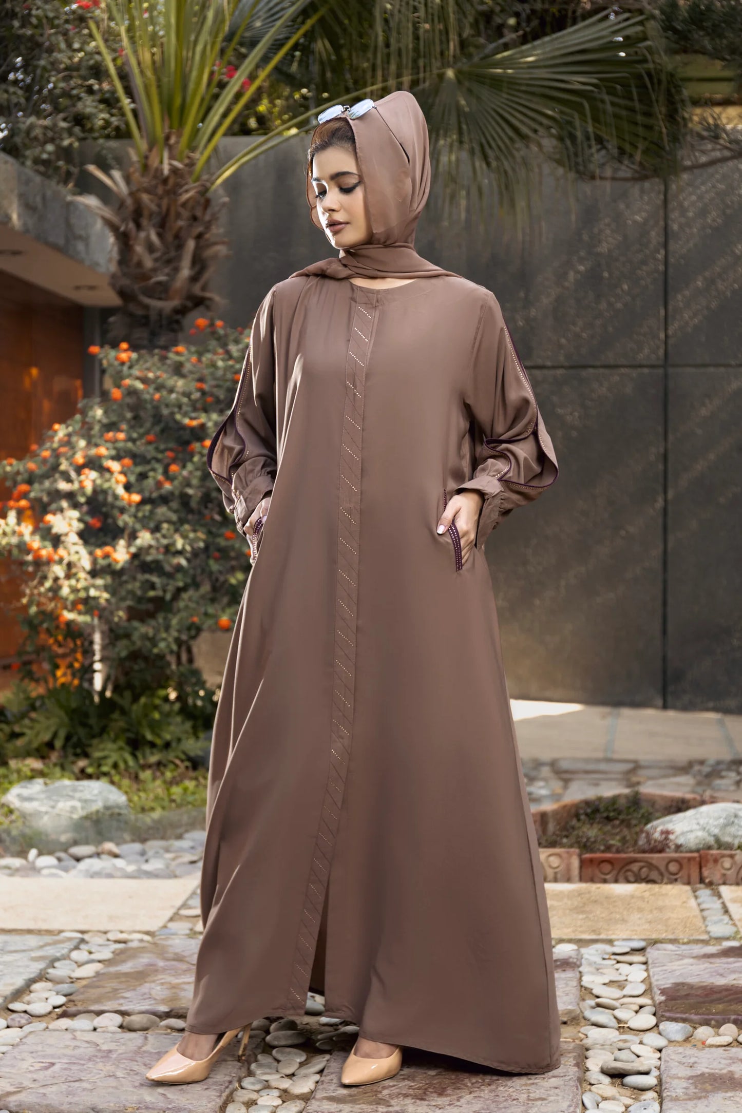 Luna Abaya