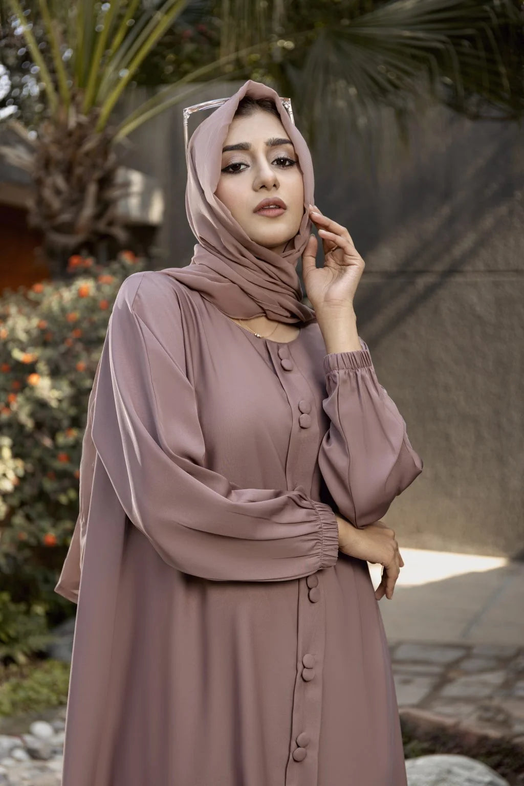 Fancy Button Abaya