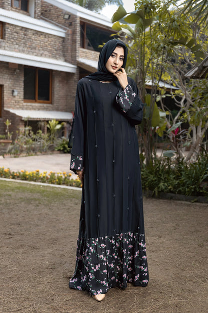 Classic Charm Abaya