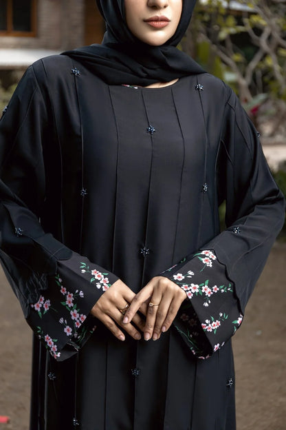 Classic Charm Abaya