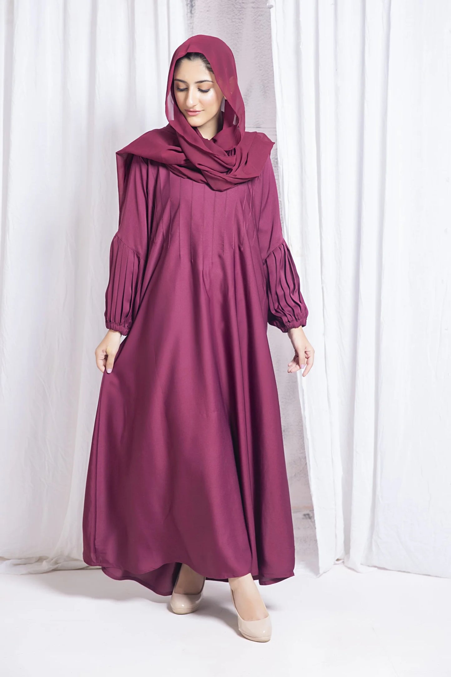 Zaiba Maroon Abaya