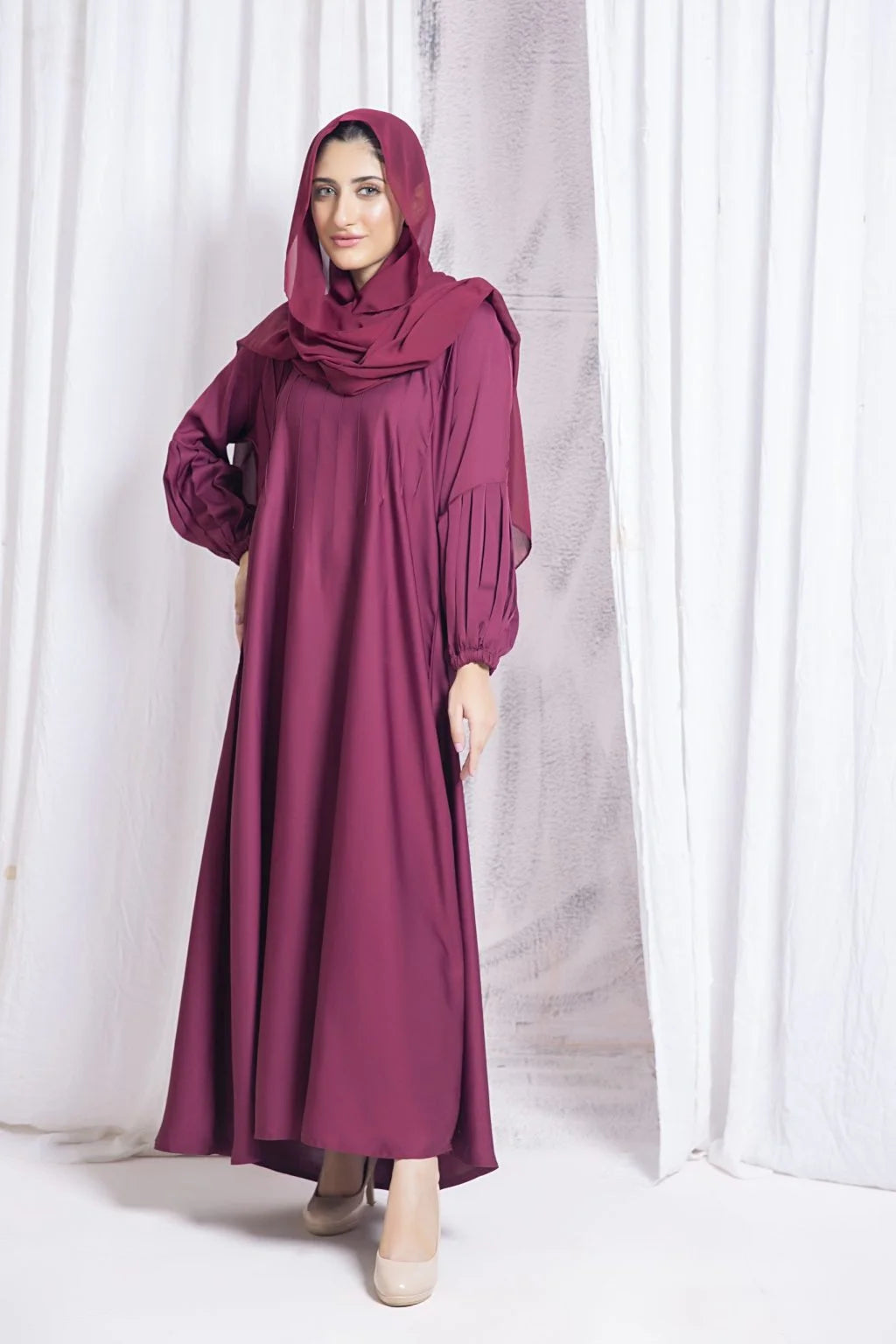 Zaiba Maroon Abaya