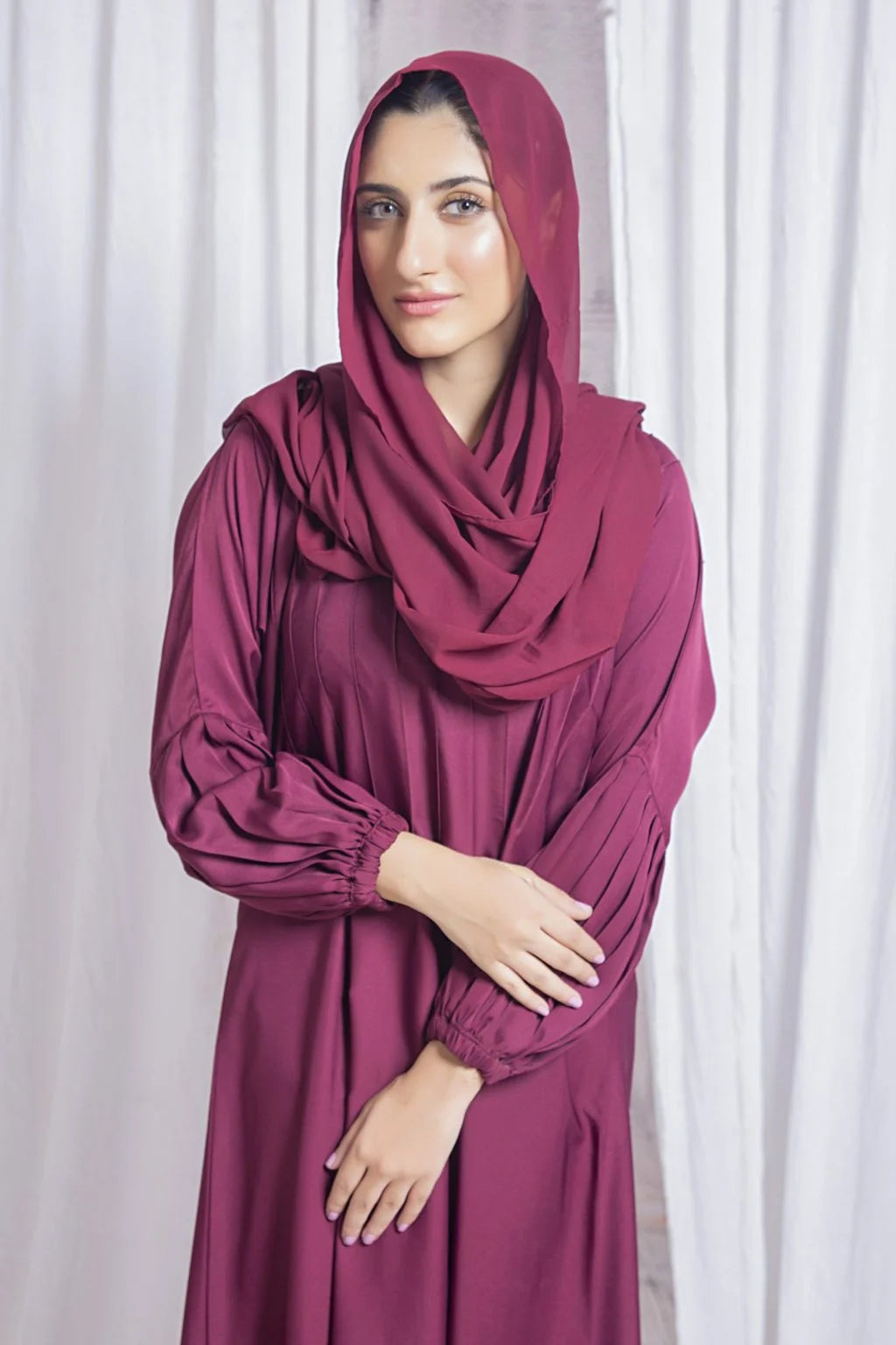 Zaiba Maroon Abaya