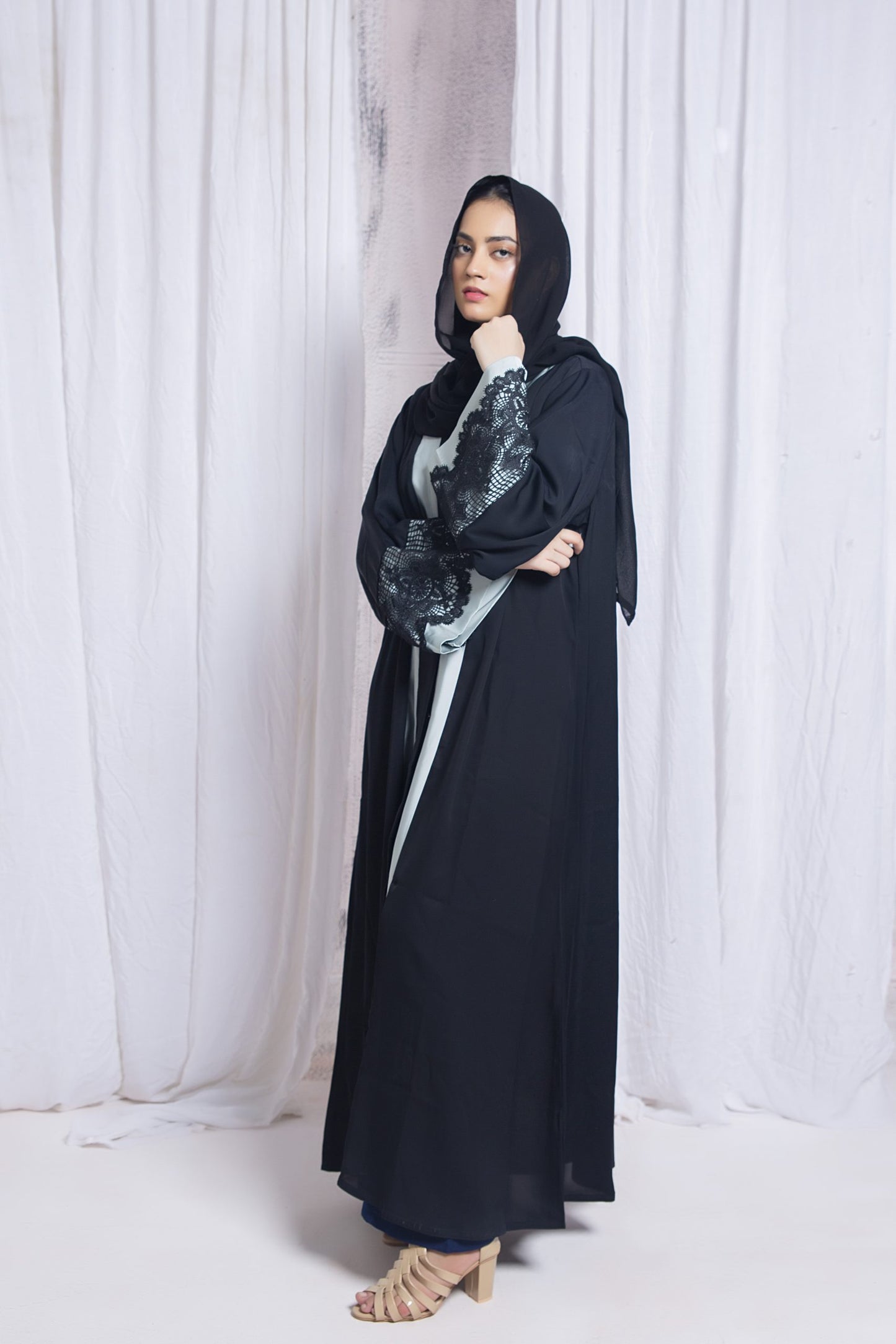 Arwa Abaya