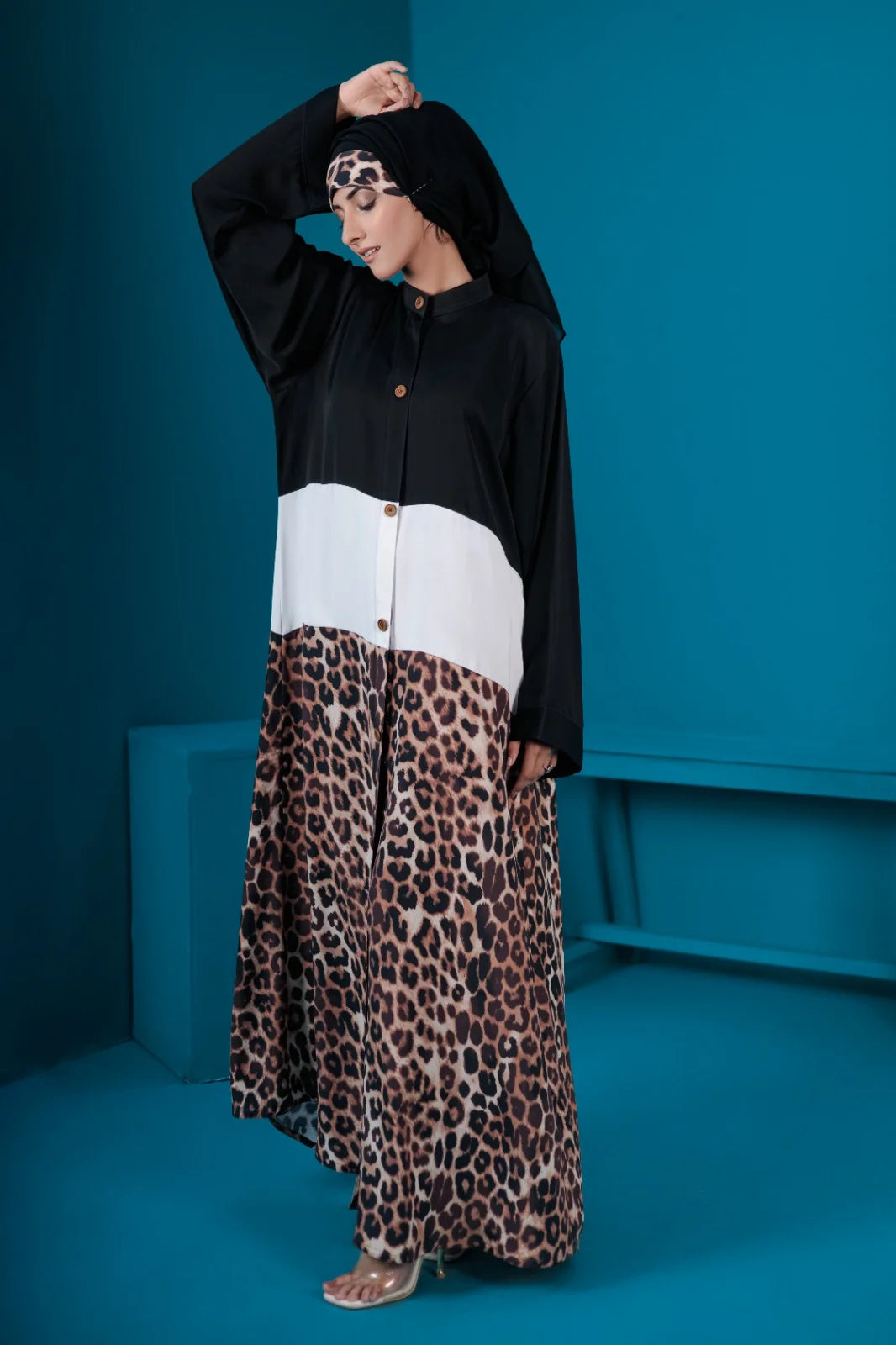 Cheetah Charm Abaya