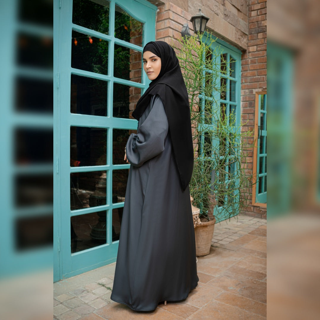 Amaal Abaya