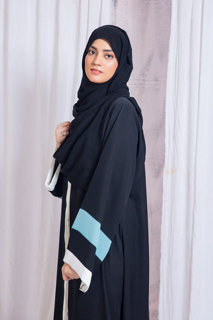 Aaiza Abaya